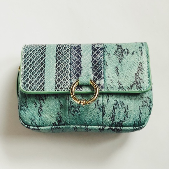 🆕Mimi Green Vegan Snake Skin Belt Bag Fanny Pack - Picture 2 of 8